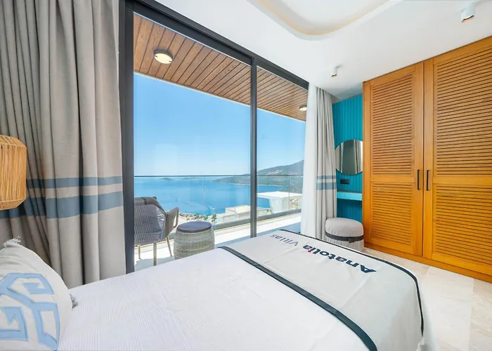 Ultra Luxurious Magnificent Sea View In Kalkan Kalamar Bay فيلة *