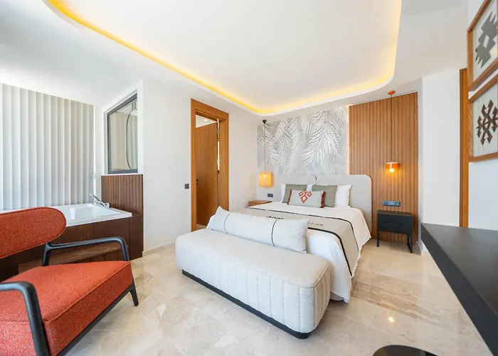 Ultra Luxurious Magnificent Sea View In Kalkan Kalamar Bay فيلة *